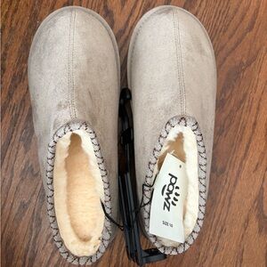 Pawz Women’s Hazel Clog Microsuede Upper Faux Fur Lining Slip On Size 10